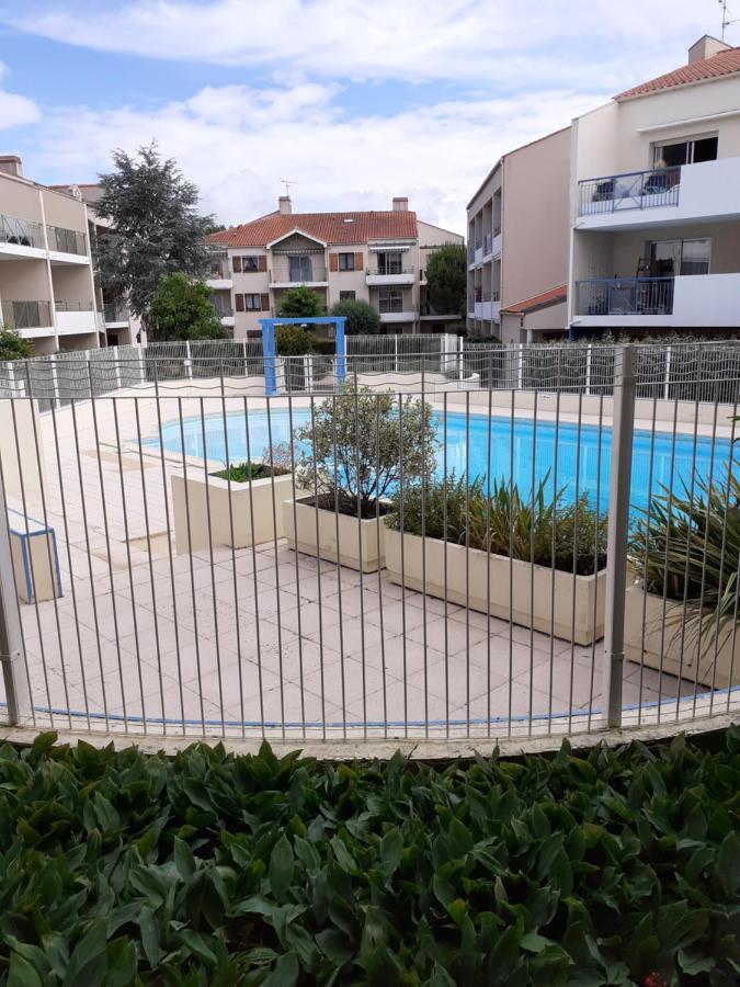 Appartement Au Calme Avec Piscine Et Parking Dans Residence Securisee Saint-Jean-de-Monts Exterior foto