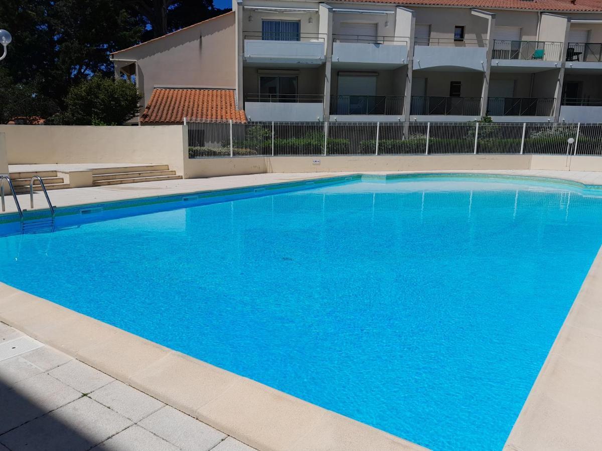 Appartement Au Calme Avec Piscine Et Parking Dans Residence Securisee Saint-Jean-de-Monts Exterior foto
